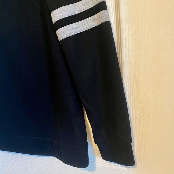 Women’s black and gray color block zip-front hoodie, sz SM, CUTE!🖤🐼 - Picture 7 of 7